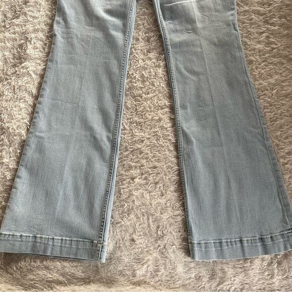 Spanx SPANXsculpt ReDefine Flare Jeans Tidal Blue Light Wash Size 12 NWT - Picture 5 of 12